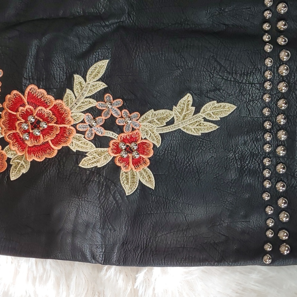 Romeo & Juliet Faux Leather Mini Skirt Size M - Picture 3 of 8